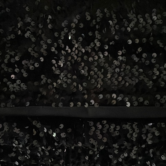 *WILL ACCEPT ANY OFFER* Forever 21 Sequin Bodycon Mini Dress Size S - Picture 5 of 5